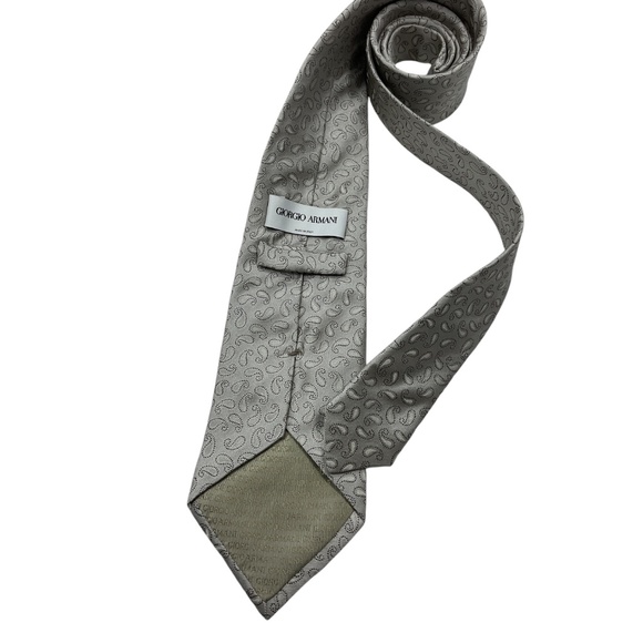 GIORGIO ARMANI XL Silver Paisley Silk LUXURY Tie ITALY - Picture 2 of 4